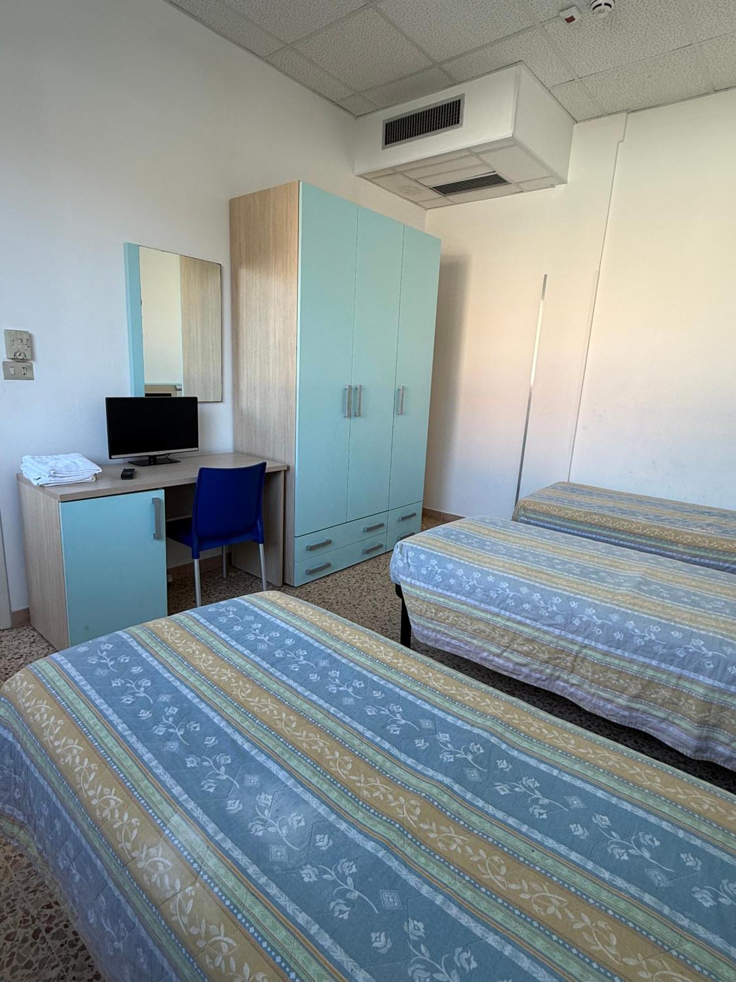 Casa Celeste Sul Mare Hostel Cesenatico